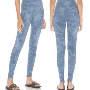 Alo Airbrush legging size XS